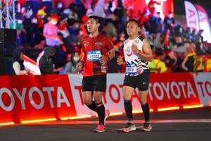 BIB: 43307, 40531
                            <button type="button" onclick="openModal(21637376)" class="btn btn-primary btn-sm float-right btn-popup" data-toggle="modal" data-target=".modal-high-quality">
                        <i class="fas fa-shopping-cart"></i> Add to Cart
                    </button>
                                            <button type="button" onclick="isThisMe(21637376, true)" class="btn btn-success btn-sm float-right btn-popup btn-isme hidden" data-toggle="tooltip" data-placement="bottom" title="นี่คือรูปของคุณใช่ไหม คลิกที่นี่เพื่อเอาเข้าอัลบั้ม">
                        <i class="fas fa-plus"></i> Add to album
                    </button>
                    <button type="button" onclick="isThisMe(21637376, false)" class="btn btn-warning btn-sm float-right btn-popup btn-isnotme hidden">
                        <i class="fas fa-ban"></i> Remove from album
                    </button>