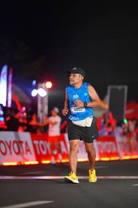 BIB: 41650
                            <button type="button" onclick="openModal(21641730)" class="btn btn-primary btn-sm float-right btn-popup" data-toggle="modal" data-target=".modal-high-quality">
                        <i class="fas fa-shopping-cart"></i> Add to Cart
                    </button>
                                            <button type="button" onclick="isThisMe(21641730, true)" class="btn btn-success btn-sm float-right btn-popup btn-isme hidden" data-toggle="tooltip" data-placement="bottom" title="นี่คือรูปของคุณใช่ไหม คลิกที่นี่เพื่อเอาเข้าอัลบั้ม">
                        <i class="fas fa-plus"></i> Add to album
                    </button>
                    <button type="button" onclick="isThisMe(21641730, false)" class="btn btn-warning btn-sm float-right btn-popup btn-isnotme hidden">
                        <i class="fas fa-ban"></i> Remove from album
                    </button>