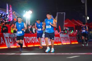 BIB: 43813, 41943
                            <button type="button" onclick="openModal(21636995)" class="btn btn-primary btn-sm float-right btn-popup" data-toggle="modal" data-target=".modal-high-quality">
                        <i class="fas fa-shopping-cart"></i> Add to Cart
                    </button>
                                            <button type="button" onclick="isThisMe(21636995, true)" class="btn btn-success btn-sm float-right btn-popup btn-isme hidden" data-toggle="tooltip" data-placement="bottom" title="นี่คือรูปของคุณใช่ไหม คลิกที่นี่เพื่อเอาเข้าอัลบั้ม">
                        <i class="fas fa-plus"></i> Add to album
                    </button>
                    <button type="button" onclick="isThisMe(21636995, false)" class="btn btn-warning btn-sm float-right btn-popup btn-isnotme hidden">
                        <i class="fas fa-ban"></i> Remove from album
                    </button>