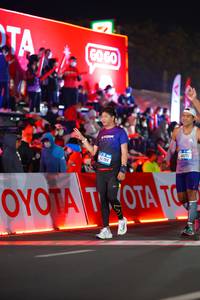 BIB: 146
                            <button type="button" onclick="openModal(21641380)" class="btn btn-primary btn-sm float-right btn-popup" data-toggle="modal" data-target=".modal-high-quality">
                        <i class="fas fa-shopping-cart"></i> Add to Cart
                    </button>
                                            <button type="button" onclick="isThisMe(21641380, true)" class="btn btn-success btn-sm float-right btn-popup btn-isme hidden" data-toggle="tooltip" data-placement="bottom" title="นี่คือรูปของคุณใช่ไหม คลิกที่นี่เพื่อเอาเข้าอัลบั้ม">
                        <i class="fas fa-plus"></i> Add to album
                    </button>
                    <button type="button" onclick="isThisMe(21641380, false)" class="btn btn-warning btn-sm float-right btn-popup btn-isnotme hidden">
                        <i class="fas fa-ban"></i> Remove from album
                    </button>