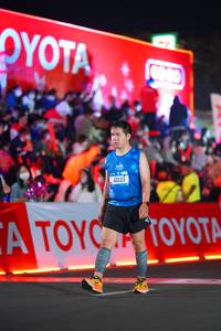 BIB: 42129
                            <button type="button" onclick="openModal(21637786)" class="btn btn-primary btn-sm float-right btn-popup" data-toggle="modal" data-target=".modal-high-quality">
                        <i class="fas fa-shopping-cart"></i> Add to Cart
                    </button>
                                            <button type="button" onclick="isThisMe(21637786, true)" class="btn btn-success btn-sm float-right btn-popup btn-isme hidden" data-toggle="tooltip" data-placement="bottom" title="นี่คือรูปของคุณใช่ไหม คลิกที่นี่เพื่อเอาเข้าอัลบั้ม">
                        <i class="fas fa-plus"></i> Add to album
                    </button>
                    <button type="button" onclick="isThisMe(21637786, false)" class="btn btn-warning btn-sm float-right btn-popup btn-isnotme hidden">
                        <i class="fas fa-ban"></i> Remove from album
                    </button>