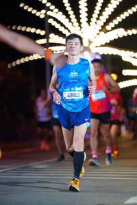 BIB: 2013, 40801
                            <button type="button" onclick="openModal(20165571)" class="btn btn-primary btn-sm float-right btn-popup" data-toggle="modal" data-target=".modal-high-quality">
                        <i class="fas fa-shopping-cart"></i> Add to Cart
                    </button>
                                            <button type="button" onclick="isThisMe(20165571, true)" class="btn btn-success btn-sm float-right btn-popup btn-isme hidden" data-toggle="tooltip" data-placement="bottom" title="นี่คือรูปของคุณใช่ไหม คลิกที่นี่เพื่อเอาเข้าอัลบั้ม">
                        <i class="fas fa-plus"></i> Add to album
                    </button>
                    <button type="button" onclick="isThisMe(20165571, false)" class="btn btn-warning btn-sm float-right btn-popup btn-isnotme hidden">
                        <i class="fas fa-ban"></i> Remove from album
                    </button>