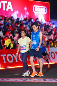 BIB: 45250, 40955
                            <button type="button" onclick="openModal(21646189)" class="btn btn-primary btn-sm float-right btn-popup" data-toggle="modal" data-target=".modal-high-quality">
                        <i class="fas fa-shopping-cart"></i> Add to Cart
                    </button>
                                            <button type="button" onclick="isThisMe(21646189, true)" class="btn btn-success btn-sm float-right btn-popup btn-isme hidden" data-toggle="tooltip" data-placement="bottom" title="นี่คือรูปของคุณใช่ไหม คลิกที่นี่เพื่อเอาเข้าอัลบั้ม">
                        <i class="fas fa-plus"></i> Add to album
                    </button>
                    <button type="button" onclick="isThisMe(21646189, false)" class="btn btn-warning btn-sm float-right btn-popup btn-isnotme hidden">
                        <i class="fas fa-ban"></i> Remove from album
                    </button>