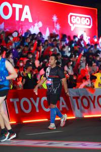 BIB: 1000
                            <button type="button" onclick="openModal(21624621)" class="btn btn-primary btn-sm float-right btn-popup" data-toggle="modal" data-target=".modal-high-quality">
                        <i class="fas fa-shopping-cart"></i> Add to Cart
                    </button>
                                            <button type="button" onclick="isThisMe(21624621, true)" class="btn btn-success btn-sm float-right btn-popup btn-isme hidden" data-toggle="tooltip" data-placement="bottom" title="นี่คือรูปของคุณใช่ไหม คลิกที่นี่เพื่อเอาเข้าอัลบั้ม">
                        <i class="fas fa-plus"></i> Add to album
                    </button>
                    <button type="button" onclick="isThisMe(21624621, false)" class="btn btn-warning btn-sm float-right btn-popup btn-isnotme hidden">
                        <i class="fas fa-ban"></i> Remove from album
                    </button>