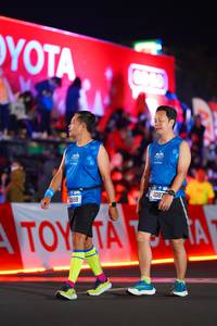 BIB: 1998, 40879
                            <button type="button" onclick="openModal(21643935)" class="btn btn-primary btn-sm float-right btn-popup" data-toggle="modal" data-target=".modal-high-quality">
                        <i class="fas fa-shopping-cart"></i> Add to Cart
                    </button>
                                            <button type="button" onclick="isThisMe(21643935, true)" class="btn btn-success btn-sm float-right btn-popup btn-isme hidden" data-toggle="tooltip" data-placement="bottom" title="นี่คือรูปของคุณใช่ไหม คลิกที่นี่เพื่อเอาเข้าอัลบั้ม">
                        <i class="fas fa-plus"></i> Add to album
                    </button>
                    <button type="button" onclick="isThisMe(21643935, false)" class="btn btn-warning btn-sm float-right btn-popup btn-isnotme hidden">
                        <i class="fas fa-ban"></i> Remove from album
                    </button>