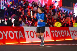 BIB: 13916
                            <button type="button" onclick="openModal(21638029)" class="btn btn-primary btn-sm float-right btn-popup" data-toggle="modal" data-target=".modal-high-quality">
                        <i class="fas fa-shopping-cart"></i> Add to Cart
                    </button>
                                            <button type="button" onclick="isThisMe(21638029, true)" class="btn btn-success btn-sm float-right btn-popup btn-isme hidden" data-toggle="tooltip" data-placement="bottom" title="นี่คือรูปของคุณใช่ไหม คลิกที่นี่เพื่อเอาเข้าอัลบั้ม">
                        <i class="fas fa-plus"></i> Add to album
                    </button>
                    <button type="button" onclick="isThisMe(21638029, false)" class="btn btn-warning btn-sm float-right btn-popup btn-isnotme hidden">
                        <i class="fas fa-ban"></i> Remove from album
                    </button>