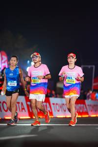 BIB: 40342, 95409, 95408
                            <button type="button" onclick="openModal(21661034)" class="btn btn-primary btn-sm float-right btn-popup" data-toggle="modal" data-target=".modal-high-quality">
                        <i class="fas fa-shopping-cart"></i> Add to Cart
                    </button>
                                            <button type="button" onclick="isThisMe(21661034, true)" class="btn btn-success btn-sm float-right btn-popup btn-isme hidden" data-toggle="tooltip" data-placement="bottom" title="นี่คือรูปของคุณใช่ไหม คลิกที่นี่เพื่อเอาเข้าอัลบั้ม">
                        <i class="fas fa-plus"></i> Add to album
                    </button>
                    <button type="button" onclick="isThisMe(21661034, false)" class="btn btn-warning btn-sm float-right btn-popup btn-isnotme hidden">
                        <i class="fas fa-ban"></i> Remove from album
                    </button>