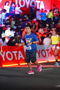 BIB: 44018
                            <button type="button" onclick="openModal(21657700)" class="btn btn-primary btn-sm float-right btn-popup" data-toggle="modal" data-target=".modal-high-quality">
                        <i class="fas fa-shopping-cart"></i> Add to Cart
                    </button>
                                            <button type="button" onclick="isThisMe(21657700, true)" class="btn btn-success btn-sm float-right btn-popup btn-isme hidden" data-toggle="tooltip" data-placement="bottom" title="นี่คือรูปของคุณใช่ไหม คลิกที่นี่เพื่อเอาเข้าอัลบั้ม">
                        <i class="fas fa-plus"></i> Add to album
                    </button>
                    <button type="button" onclick="isThisMe(21657700, false)" class="btn btn-warning btn-sm float-right btn-popup btn-isnotme hidden">
                        <i class="fas fa-ban"></i> Remove from album
                    </button>