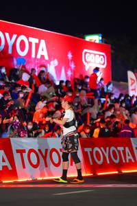 BIB: 
                            <button type="button" onclick="openModal(21638965)" class="btn btn-primary btn-sm float-right btn-popup" data-toggle="modal" data-target=".modal-high-quality">
                        <i class="fas fa-shopping-cart"></i> Add to Cart
                    </button>
                                            <button type="button" onclick="isThisMe(21638965, true)" class="btn btn-success btn-sm float-right btn-popup btn-isme hidden" data-toggle="tooltip" data-placement="bottom" title="นี่คือรูปของคุณใช่ไหม คลิกที่นี่เพื่อเอาเข้าอัลบั้ม">
                        <i class="fas fa-plus"></i> Add to album
                    </button>
                    <button type="button" onclick="isThisMe(21638965, false)" class="btn btn-warning btn-sm float-right btn-popup btn-isnotme hidden">
                        <i class="fas fa-ban"></i> Remove from album
                    </button>