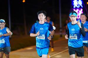 BIB: 0209, 2023, 42573, 41596, 2834
                            <button type="button" onclick="openModal(20305585)" class="btn btn-primary btn-sm float-right btn-popup" data-toggle="modal" data-target=".modal-high-quality">
                        <i class="fas fa-shopping-cart"></i> Add to Cart
                    </button>
                                            <button type="button" onclick="isThisMe(20305585, true)" class="btn btn-success btn-sm float-right btn-popup btn-isme hidden" data-toggle="tooltip" data-placement="bottom" title="นี่คือรูปของคุณใช่ไหม คลิกที่นี่เพื่อเอาเข้าอัลบั้ม">
                        <i class="fas fa-plus"></i> Add to album
                    </button>
                    <button type="button" onclick="isThisMe(20305585, false)" class="btn btn-warning btn-sm float-right btn-popup btn-isnotme hidden">
                        <i class="fas fa-ban"></i> Remove from album
                    </button>