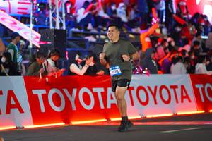 BIB: 140, 43791
                            <button type="button" onclick="openModal(21642562)" class="btn btn-primary btn-sm float-right btn-popup" data-toggle="modal" data-target=".modal-high-quality">
                        <i class="fas fa-shopping-cart"></i> Add to Cart
                    </button>
                                            <button type="button" onclick="isThisMe(21642562, true)" class="btn btn-success btn-sm float-right btn-popup btn-isme hidden" data-toggle="tooltip" data-placement="bottom" title="นี่คือรูปของคุณใช่ไหม คลิกที่นี่เพื่อเอาเข้าอัลบั้ม">
                        <i class="fas fa-plus"></i> Add to album
                    </button>
                    <button type="button" onclick="isThisMe(21642562, false)" class="btn btn-warning btn-sm float-right btn-popup btn-isnotme hidden">
                        <i class="fas fa-ban"></i> Remove from album
                    </button>