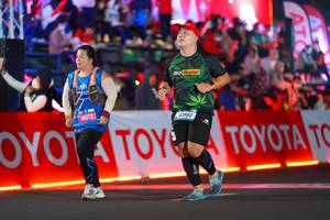 BIB: 150123, 43982
                            <button type="button" onclick="openModal(21643876)" class="btn btn-primary btn-sm float-right btn-popup" data-toggle="modal" data-target=".modal-high-quality">
                        <i class="fas fa-shopping-cart"></i> Add to Cart
                    </button>
                                            <button type="button" onclick="isThisMe(21643876, true)" class="btn btn-success btn-sm float-right btn-popup btn-isme hidden" data-toggle="tooltip" data-placement="bottom" title="นี่คือรูปของคุณใช่ไหม คลิกที่นี่เพื่อเอาเข้าอัลบั้ม">
                        <i class="fas fa-plus"></i> Add to album
                    </button>
                    <button type="button" onclick="isThisMe(21643876, false)" class="btn btn-warning btn-sm float-right btn-popup btn-isnotme hidden">
                        <i class="fas fa-ban"></i> Remove from album
                    </button>