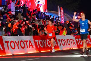 BIB: 43856
                            <button type="button" onclick="openModal(21636783)" class="btn btn-primary btn-sm float-right btn-popup" data-toggle="modal" data-target=".modal-high-quality">
                        <i class="fas fa-shopping-cart"></i> Add to Cart
                    </button>
                                            <button type="button" onclick="isThisMe(21636783, true)" class="btn btn-success btn-sm float-right btn-popup btn-isme hidden" data-toggle="tooltip" data-placement="bottom" title="นี่คือรูปของคุณใช่ไหม คลิกที่นี่เพื่อเอาเข้าอัลบั้ม">
                        <i class="fas fa-plus"></i> Add to album
                    </button>
                    <button type="button" onclick="isThisMe(21636783, false)" class="btn btn-warning btn-sm float-right btn-popup btn-isnotme hidden">
                        <i class="fas fa-ban"></i> Remove from album
                    </button>