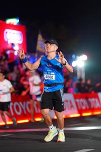 BIB: 2013, 41602
                            <button type="button" onclick="openModal(21638758)" class="btn btn-primary btn-sm float-right btn-popup" data-toggle="modal" data-target=".modal-high-quality">
                        <i class="fas fa-shopping-cart"></i> Add to Cart
                    </button>
                                            <button type="button" onclick="isThisMe(21638758, true)" class="btn btn-success btn-sm float-right btn-popup btn-isme hidden" data-toggle="tooltip" data-placement="bottom" title="นี่คือรูปของคุณใช่ไหม คลิกที่นี่เพื่อเอาเข้าอัลบั้ม">
                        <i class="fas fa-plus"></i> Add to album
                    </button>
                    <button type="button" onclick="isThisMe(21638758, false)" class="btn btn-warning btn-sm float-right btn-popup btn-isnotme hidden">
                        <i class="fas fa-ban"></i> Remove from album
                    </button>