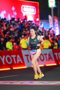 BIB: 45316
                            <button type="button" onclick="openModal(21628272)" class="btn btn-primary btn-sm float-right btn-popup" data-toggle="modal" data-target=".modal-high-quality">
                        <i class="fas fa-shopping-cart"></i> Add to Cart
                    </button>
                                            <button type="button" onclick="isThisMe(21628272, true)" class="btn btn-success btn-sm float-right btn-popup btn-isme hidden" data-toggle="tooltip" data-placement="bottom" title="นี่คือรูปของคุณใช่ไหม คลิกที่นี่เพื่อเอาเข้าอัลบั้ม">
                        <i class="fas fa-plus"></i> Add to album
                    </button>
                    <button type="button" onclick="isThisMe(21628272, false)" class="btn btn-warning btn-sm float-right btn-popup btn-isnotme hidden">
                        <i class="fas fa-ban"></i> Remove from album
                    </button>