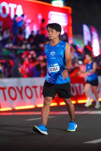 BIB: 2001, 42364
                            <button type="button" onclick="openModal(21643271)" class="btn btn-primary btn-sm float-right btn-popup" data-toggle="modal" data-target=".modal-high-quality">
                        <i class="fas fa-shopping-cart"></i> Add to Cart
                    </button>
                                            <button type="button" onclick="isThisMe(21643271, true)" class="btn btn-success btn-sm float-right btn-popup btn-isme hidden" data-toggle="tooltip" data-placement="bottom" title="นี่คือรูปของคุณใช่ไหม คลิกที่นี่เพื่อเอาเข้าอัลบั้ม">
                        <i class="fas fa-plus"></i> Add to album
                    </button>
                    <button type="button" onclick="isThisMe(21643271, false)" class="btn btn-warning btn-sm float-right btn-popup btn-isnotme hidden">
                        <i class="fas fa-ban"></i> Remove from album
                    </button>