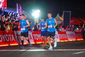 BIB: 43813, 41943
                            <button type="button" onclick="openModal(21637048)" class="btn btn-primary btn-sm float-right btn-popup" data-toggle="modal" data-target=".modal-high-quality">
                        <i class="fas fa-shopping-cart"></i> Add to Cart
                    </button>
                                            <button type="button" onclick="isThisMe(21637048, true)" class="btn btn-success btn-sm float-right btn-popup btn-isme hidden" data-toggle="tooltip" data-placement="bottom" title="นี่คือรูปของคุณใช่ไหม คลิกที่นี่เพื่อเอาเข้าอัลบั้ม">
                        <i class="fas fa-plus"></i> Add to album
                    </button>
                    <button type="button" onclick="isThisMe(21637048, false)" class="btn btn-warning btn-sm float-right btn-popup btn-isnotme hidden">
                        <i class="fas fa-ban"></i> Remove from album
                    </button>