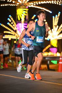 BIB: 0000, 4203, 41456
                            <button type="button" onclick="openModal(23199159)" class="btn btn-primary btn-sm float-right btn-popup" data-toggle="modal" data-target=".modal-high-quality">
                        <i class="fas fa-shopping-cart"></i> Add to Cart
                    </button>
                                            <button type="button" onclick="isThisMe(23199159, true)" class="btn btn-success btn-sm float-right btn-popup btn-isme hidden" data-toggle="tooltip" data-placement="bottom" title="นี่คือรูปของคุณใช่ไหม คลิกที่นี่เพื่อเอาเข้าอัลบั้ม">
                        <i class="fas fa-plus"></i> Add to album
                    </button>
                    <button type="button" onclick="isThisMe(23199159, false)" class="btn btn-warning btn-sm float-right btn-popup btn-isnotme hidden">
                        <i class="fas fa-ban"></i> Remove from album
                    </button>