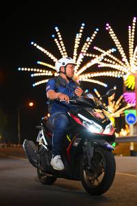 BIB: 
                            <button type="button" onclick="openModal(24301201)" class="btn btn-primary btn-sm float-right btn-popup" data-toggle="modal" data-target=".modal-high-quality">
                        <i class="fas fa-shopping-cart"></i> Add to Cart
                    </button>
                                            <button type="button" onclick="isThisMe(24301201, true)" class="btn btn-success btn-sm float-right btn-popup btn-isme hidden" data-toggle="tooltip" data-placement="bottom" title="นี่คือรูปของคุณใช่ไหม คลิกที่นี่เพื่อเอาเข้าอัลบั้ม">
                        <i class="fas fa-plus"></i> Add to album
                    </button>
                    <button type="button" onclick="isThisMe(24301201, false)" class="btn btn-warning btn-sm float-right btn-popup btn-isnotme hidden">
                        <i class="fas fa-ban"></i> Remove from album
                    </button>