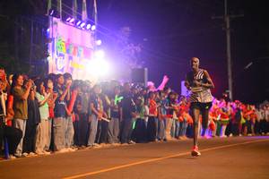 BIB: 
                            <button type="button" onclick="openModal(24301013)" class="btn btn-primary btn-sm float-right btn-popup" data-toggle="modal" data-target=".modal-high-quality">
                        <i class="fas fa-shopping-cart"></i> Add to Cart
                    </button>
                                            <button type="button" onclick="isThisMe(24301013, true)" class="btn btn-success btn-sm float-right btn-popup btn-isme hidden" data-toggle="tooltip" data-placement="bottom" title="นี่คือรูปของคุณใช่ไหม คลิกที่นี่เพื่อเอาเข้าอัลบั้ม">
                        <i class="fas fa-plus"></i> Add to album
                    </button>
                    <button type="button" onclick="isThisMe(24301013, false)" class="btn btn-warning btn-sm float-right btn-popup btn-isnotme hidden">
                        <i class="fas fa-ban"></i> Remove from album
                    </button>