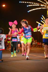 BIB: 46104, 98697, 411
                            <button type="button" onclick="openModal(23211409)" class="btn btn-primary btn-sm float-right btn-popup" data-toggle="modal" data-target=".modal-high-quality">
                        <i class="fas fa-shopping-cart"></i> Add to Cart
                    </button>
                                            <button type="button" onclick="isThisMe(23211409, true)" class="btn btn-success btn-sm float-right btn-popup btn-isme hidden" data-toggle="tooltip" data-placement="bottom" title="นี่คือรูปของคุณใช่ไหม คลิกที่นี่เพื่อเอาเข้าอัลบั้ม">
                        <i class="fas fa-plus"></i> Add to album
                    </button>
                    <button type="button" onclick="isThisMe(23211409, false)" class="btn btn-warning btn-sm float-right btn-popup btn-isnotme hidden">
                        <i class="fas fa-ban"></i> Remove from album
                    </button>
