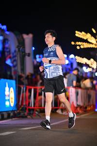 BIB: 350
                            <button type="button" onclick="openModal(23167018)" class="btn btn-primary btn-sm float-right btn-popup" data-toggle="modal" data-target=".modal-high-quality">
                        <i class="fas fa-shopping-cart"></i> Add to Cart
                    </button>
                                            <button type="button" onclick="isThisMe(23167018, true)" class="btn btn-success btn-sm float-right btn-popup btn-isme hidden" data-toggle="tooltip" data-placement="bottom" title="นี่คือรูปของคุณใช่ไหม คลิกที่นี่เพื่อเอาเข้าอัลบั้ม">
                        <i class="fas fa-plus"></i> Add to album
                    </button>
                    <button type="button" onclick="isThisMe(23167018, false)" class="btn btn-warning btn-sm float-right btn-popup btn-isnotme hidden">
                        <i class="fas fa-ban"></i> Remove from album
                    </button>