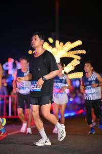 BIB: 
                            <button type="button" onclick="openModal(24496458)" class="btn btn-primary btn-sm float-right btn-popup" data-toggle="modal" data-target=".modal-high-quality">
                        <i class="fas fa-shopping-cart"></i> Add to Cart
                    </button>
                                            <button type="button" onclick="isThisMe(24496458, true)" class="btn btn-success btn-sm float-right btn-popup btn-isme hidden" data-toggle="tooltip" data-placement="bottom" title="นี่คือรูปของคุณใช่ไหม คลิกที่นี่เพื่อเอาเข้าอัลบั้ม">
                        <i class="fas fa-plus"></i> Add to album
                    </button>
                    <button type="button" onclick="isThisMe(24496458, false)" class="btn btn-warning btn-sm float-right btn-popup btn-isnotme hidden">
                        <i class="fas fa-ban"></i> Remove from album
                    </button>