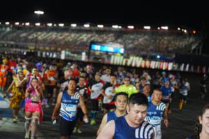 BIB: 4140
                            <button type="button" onclick="openModal(23231094)" class="btn btn-primary btn-sm float-right btn-popup" data-toggle="modal" data-target=".modal-high-quality">
                        <i class="fas fa-shopping-cart"></i> Add to Cart
                    </button>
                                            <button type="button" onclick="isThisMe(23231094, true)" class="btn btn-success btn-sm float-right btn-popup btn-isme hidden" data-toggle="tooltip" data-placement="bottom" title="นี่คือรูปของคุณใช่ไหม คลิกที่นี่เพื่อเอาเข้าอัลบั้ม">
                        <i class="fas fa-plus"></i> Add to album
                    </button>
                    <button type="button" onclick="isThisMe(23231094, false)" class="btn btn-warning btn-sm float-right btn-popup btn-isnotme hidden">
                        <i class="fas fa-ban"></i> Remove from album
                    </button>