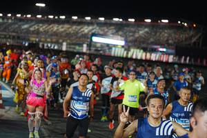 BIB: 41600, 18727
                            <button type="button" onclick="openModal(23232605)" class="btn btn-primary btn-sm float-right btn-popup" data-toggle="modal" data-target=".modal-high-quality">
                        <i class="fas fa-shopping-cart"></i> Add to Cart
                    </button>
                                            <button type="button" onclick="isThisMe(23232605, true)" class="btn btn-success btn-sm float-right btn-popup btn-isme hidden" data-toggle="tooltip" data-placement="bottom" title="นี่คือรูปของคุณใช่ไหม คลิกที่นี่เพื่อเอาเข้าอัลบั้ม">
                        <i class="fas fa-plus"></i> Add to album
                    </button>
                    <button type="button" onclick="isThisMe(23232605, false)" class="btn btn-warning btn-sm float-right btn-popup btn-isnotme hidden">
                        <i class="fas fa-ban"></i> Remove from album
                    </button>