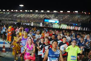 BIB: 94907, 1600
                            <button type="button" onclick="openModal(23235190)" class="btn btn-primary btn-sm float-right btn-popup" data-toggle="modal" data-target=".modal-high-quality">
                        <i class="fas fa-shopping-cart"></i> Add to Cart
                    </button>
                                            <button type="button" onclick="isThisMe(23235190, true)" class="btn btn-success btn-sm float-right btn-popup btn-isme hidden" data-toggle="tooltip" data-placement="bottom" title="นี่คือรูปของคุณใช่ไหม คลิกที่นี่เพื่อเอาเข้าอัลบั้ม">
                        <i class="fas fa-plus"></i> Add to album
                    </button>
                    <button type="button" onclick="isThisMe(23235190, false)" class="btn btn-warning btn-sm float-right btn-popup btn-isnotme hidden">
                        <i class="fas fa-ban"></i> Remove from album
                    </button>