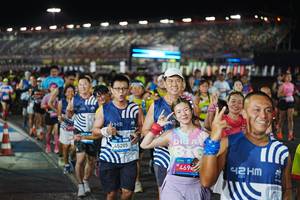 BIB: 45205, 469
                            <button type="button" onclick="openModal(23171116)" class="btn btn-primary btn-sm float-right btn-popup" data-toggle="modal" data-target=".modal-high-quality">
                        <i class="fas fa-shopping-cart"></i> Add to Cart
                    </button>
                                            <button type="button" onclick="isThisMe(23171116, true)" class="btn btn-success btn-sm float-right btn-popup btn-isme hidden" data-toggle="tooltip" data-placement="bottom" title="นี่คือรูปของคุณใช่ไหม คลิกที่นี่เพื่อเอาเข้าอัลบั้ม">
                        <i class="fas fa-plus"></i> Add to album
                    </button>
                    <button type="button" onclick="isThisMe(23171116, false)" class="btn btn-warning btn-sm float-right btn-popup btn-isnotme hidden">
                        <i class="fas fa-ban"></i> Remove from album
                    </button>