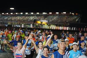 BIB: 47384, 0534
                            <button type="button" onclick="openModal(23204866)" class="btn btn-primary btn-sm float-right btn-popup" data-toggle="modal" data-target=".modal-high-quality">
                        <i class="fas fa-shopping-cart"></i> Add to Cart
                    </button>
                                            <button type="button" onclick="isThisMe(23204866, true)" class="btn btn-success btn-sm float-right btn-popup btn-isme hidden" data-toggle="tooltip" data-placement="bottom" title="นี่คือรูปของคุณใช่ไหม คลิกที่นี่เพื่อเอาเข้าอัลบั้ม">
                        <i class="fas fa-plus"></i> Add to album
                    </button>
                    <button type="button" onclick="isThisMe(23204866, false)" class="btn btn-warning btn-sm float-right btn-popup btn-isnotme hidden">
                        <i class="fas fa-ban"></i> Remove from album
                    </button>