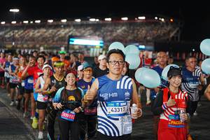 BIB: 47011, 47040, 43317
                            <button type="button" onclick="openModal(23169227)" class="btn btn-primary btn-sm float-right btn-popup" data-toggle="modal" data-target=".modal-high-quality">
                        <i class="fas fa-shopping-cart"></i> Add to Cart
                    </button>
                                            <button type="button" onclick="isThisMe(23169227, true)" class="btn btn-success btn-sm float-right btn-popup btn-isme hidden" data-toggle="tooltip" data-placement="bottom" title="นี่คือรูปของคุณใช่ไหม คลิกที่นี่เพื่อเอาเข้าอัลบั้ม">
                        <i class="fas fa-plus"></i> Add to album
                    </button>
                    <button type="button" onclick="isThisMe(23169227, false)" class="btn btn-warning btn-sm float-right btn-popup btn-isnotme hidden">
                        <i class="fas fa-ban"></i> Remove from album
                    </button>