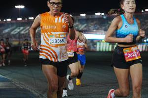 BIB: 211, 20365, 5162, 26221, 2015
                            <button type="button" onclick="openModal(23128949)" class="btn btn-primary btn-sm float-right btn-popup" data-toggle="modal" data-target=".modal-high-quality">
                        <i class="fas fa-shopping-cart"></i> Add to Cart
                    </button>
                                            <button type="button" onclick="isThisMe(23128949, true)" class="btn btn-success btn-sm float-right btn-popup btn-isme hidden" data-toggle="tooltip" data-placement="bottom" title="นี่คือรูปของคุณใช่ไหม คลิกที่นี่เพื่อเอาเข้าอัลบั้ม">
                        <i class="fas fa-plus"></i> Add to album
                    </button>
                    <button type="button" onclick="isThisMe(23128949, false)" class="btn btn-warning btn-sm float-right btn-popup btn-isnotme hidden">
                        <i class="fas fa-ban"></i> Remove from album
                    </button>