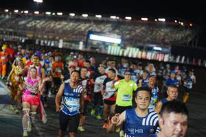 BIB: 41600
                            <button type="button" onclick="openModal(23232261)" class="btn btn-primary btn-sm float-right btn-popup" data-toggle="modal" data-target=".modal-high-quality">
                        <i class="fas fa-shopping-cart"></i> Add to Cart
                    </button>
                                            <button type="button" onclick="isThisMe(23232261, true)" class="btn btn-success btn-sm float-right btn-popup btn-isme hidden" data-toggle="tooltip" data-placement="bottom" title="นี่คือรูปของคุณใช่ไหม คลิกที่นี่เพื่อเอาเข้าอัลบั้ม">
                        <i class="fas fa-plus"></i> Add to album
                    </button>
                    <button type="button" onclick="isThisMe(23232261, false)" class="btn btn-warning btn-sm float-right btn-popup btn-isnotme hidden">
                        <i class="fas fa-ban"></i> Remove from album
                    </button>