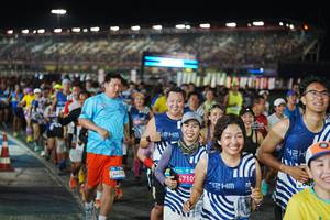 BIB: 0775, 47101
                            <button type="button" onclick="openModal(23177453)" class="btn btn-primary btn-sm float-right btn-popup" data-toggle="modal" data-target=".modal-high-quality">
                        <i class="fas fa-shopping-cart"></i> Add to Cart
                    </button>
                                            <button type="button" onclick="isThisMe(23177453, true)" class="btn btn-success btn-sm float-right btn-popup btn-isme hidden" data-toggle="tooltip" data-placement="bottom" title="นี่คือรูปของคุณใช่ไหม คลิกที่นี่เพื่อเอาเข้าอัลบั้ม">
                        <i class="fas fa-plus"></i> Add to album
                    </button>
                    <button type="button" onclick="isThisMe(23177453, false)" class="btn btn-warning btn-sm float-right btn-popup btn-isnotme hidden">
                        <i class="fas fa-ban"></i> Remove from album
                    </button>