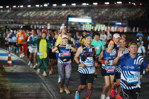 BIB: 
                            <button type="button" onclick="openModal(23278618)" class="btn btn-primary btn-sm float-right btn-popup" data-toggle="modal" data-target=".modal-high-quality">
                        <i class="fas fa-shopping-cart"></i> Add to Cart
                    </button>
                                            <button type="button" onclick="isThisMe(23278618, true)" class="btn btn-success btn-sm float-right btn-popup btn-isme hidden" data-toggle="tooltip" data-placement="bottom" title="นี่คือรูปของคุณใช่ไหม คลิกที่นี่เพื่อเอาเข้าอัลบั้ม">
                        <i class="fas fa-plus"></i> Add to album
                    </button>
                    <button type="button" onclick="isThisMe(23278618, false)" class="btn btn-warning btn-sm float-right btn-popup btn-isnotme hidden">
                        <i class="fas fa-ban"></i> Remove from album
                    </button>