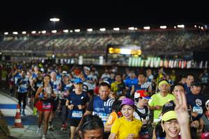 BIB: 2148
                            <button type="button" onclick="openModal(23192290)" class="btn btn-primary btn-sm float-right btn-popup" data-toggle="modal" data-target=".modal-high-quality">
                        <i class="fas fa-shopping-cart"></i> Add to Cart
                    </button>
                                            <button type="button" onclick="isThisMe(23192290, true)" class="btn btn-success btn-sm float-right btn-popup btn-isme hidden" data-toggle="tooltip" data-placement="bottom" title="นี่คือรูปของคุณใช่ไหม คลิกที่นี่เพื่อเอาเข้าอัลบั้ม">
                        <i class="fas fa-plus"></i> Add to album
                    </button>
                    <button type="button" onclick="isThisMe(23192290, false)" class="btn btn-warning btn-sm float-right btn-popup btn-isnotme hidden">
                        <i class="fas fa-ban"></i> Remove from album
                    </button>