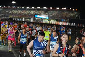 BIB: 5075
                            <button type="button" onclick="openModal(23230368)" class="btn btn-primary btn-sm float-right btn-popup" data-toggle="modal" data-target=".modal-high-quality">
                        <i class="fas fa-shopping-cart"></i> Add to Cart
                    </button>
                                            <button type="button" onclick="isThisMe(23230368, true)" class="btn btn-success btn-sm float-right btn-popup btn-isme hidden" data-toggle="tooltip" data-placement="bottom" title="นี่คือรูปของคุณใช่ไหม คลิกที่นี่เพื่อเอาเข้าอัลบั้ม">
                        <i class="fas fa-plus"></i> Add to album
                    </button>
                    <button type="button" onclick="isThisMe(23230368, false)" class="btn btn-warning btn-sm float-right btn-popup btn-isnotme hidden">
                        <i class="fas fa-ban"></i> Remove from album
                    </button>