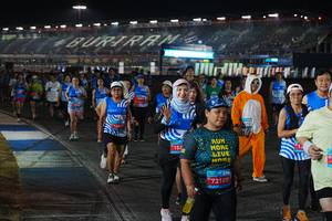 BIB: 
                            <button type="button" onclick="openModal(24632178)" class="btn btn-primary btn-sm float-right btn-popup" data-toggle="modal" data-target=".modal-high-quality">
                        <i class="fas fa-shopping-cart"></i> Add to Cart
                    </button>
                                            <button type="button" onclick="isThisMe(24632178, true)" class="btn btn-success btn-sm float-right btn-popup btn-isme hidden" data-toggle="tooltip" data-placement="bottom" title="นี่คือรูปของคุณใช่ไหม คลิกที่นี่เพื่อเอาเข้าอัลบั้ม">
                        <i class="fas fa-plus"></i> Add to album
                    </button>
                    <button type="button" onclick="isThisMe(24632178, false)" class="btn btn-warning btn-sm float-right btn-popup btn-isnotme hidden">
                        <i class="fas fa-ban"></i> Remove from album
                    </button>