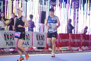 BIB: 
                            <button type="button" onclick="openModal(24624292)" class="btn btn-primary btn-sm float-right btn-popup" data-toggle="modal" data-target=".modal-high-quality">
                        <i class="fas fa-shopping-cart"></i> Add to Cart
                    </button>
                                            <button type="button" onclick="isThisMe(24624292, true)" class="btn btn-success btn-sm float-right btn-popup btn-isme hidden" data-toggle="tooltip" data-placement="bottom" title="นี่คือรูปของคุณใช่ไหม คลิกที่นี่เพื่อเอาเข้าอัลบั้ม">
                        <i class="fas fa-plus"></i> Add to album
                    </button>
                    <button type="button" onclick="isThisMe(24624292, false)" class="btn btn-warning btn-sm float-right btn-popup btn-isnotme hidden">
                        <i class="fas fa-ban"></i> Remove from album
                    </button>