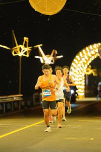 BIB: 41683
                            <button type="button" onclick="openModal(22810041)" class="btn btn-primary btn-sm float-right btn-popup" data-toggle="modal" data-target=".modal-high-quality">
                        <i class="fas fa-shopping-cart"></i> Add to Cart
                    </button>
                                            <button type="button" onclick="isThisMe(22810041, true)" class="btn btn-success btn-sm float-right btn-popup btn-isme hidden" data-toggle="tooltip" data-placement="bottom" title="นี่คือรูปของคุณใช่ไหม คลิกที่นี่เพื่อเอาเข้าอัลบั้ม">
                        <i class="fas fa-plus"></i> Add to album
                    </button>
                    <button type="button" onclick="isThisMe(22810041, false)" class="btn btn-warning btn-sm float-right btn-popup btn-isnotme hidden">
                        <i class="fas fa-ban"></i> Remove from album
                    </button>