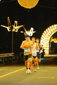 BIB: 41683
                            <button type="button" onclick="openModal(22810042)" class="btn btn-primary btn-sm float-right btn-popup" data-toggle="modal" data-target=".modal-high-quality">
                        <i class="fas fa-shopping-cart"></i> Add to Cart
                    </button>
                                            <button type="button" onclick="isThisMe(22810042, true)" class="btn btn-success btn-sm float-right btn-popup btn-isme hidden" data-toggle="tooltip" data-placement="bottom" title="นี่คือรูปของคุณใช่ไหม คลิกที่นี่เพื่อเอาเข้าอัลบั้ม">
                        <i class="fas fa-plus"></i> Add to album
                    </button>
                    <button type="button" onclick="isThisMe(22810042, false)" class="btn btn-warning btn-sm float-right btn-popup btn-isnotme hidden">
                        <i class="fas fa-ban"></i> Remove from album
                    </button>