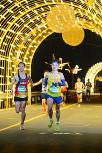 BIB: 50769, 98707
                            <button type="button" onclick="openModal(22809672)" class="btn btn-primary btn-sm float-right btn-popup" data-toggle="modal" data-target=".modal-high-quality">
                        <i class="fas fa-shopping-cart"></i> Add to Cart
                    </button>
                                            <button type="button" onclick="isThisMe(22809672, true)" class="btn btn-success btn-sm float-right btn-popup btn-isme hidden" data-toggle="tooltip" data-placement="bottom" title="นี่คือรูปของคุณใช่ไหม คลิกที่นี่เพื่อเอาเข้าอัลบั้ม">
                        <i class="fas fa-plus"></i> Add to album
                    </button>
                    <button type="button" onclick="isThisMe(22809672, false)" class="btn btn-warning btn-sm float-right btn-popup btn-isnotme hidden">
                        <i class="fas fa-ban"></i> Remove from album
                    </button>