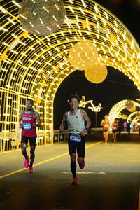 BIB: 104
                            <button type="button" onclick="openModal(22809368)" class="btn btn-primary btn-sm float-right btn-popup" data-toggle="modal" data-target=".modal-high-quality">
                        <i class="fas fa-shopping-cart"></i> Add to Cart
                    </button>
                                            <button type="button" onclick="isThisMe(22809368, true)" class="btn btn-success btn-sm float-right btn-popup btn-isme hidden" data-toggle="tooltip" data-placement="bottom" title="นี่คือรูปของคุณใช่ไหม คลิกที่นี่เพื่อเอาเข้าอัลบั้ม">
                        <i class="fas fa-plus"></i> Add to album
                    </button>
                    <button type="button" onclick="isThisMe(22809368, false)" class="btn btn-warning btn-sm float-right btn-popup btn-isnotme hidden">
                        <i class="fas fa-ban"></i> Remove from album
                    </button>