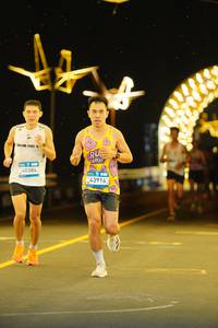 BIB: 40384, 43916
                            <button type="button" onclick="openModal(23185126)" class="btn btn-primary btn-sm float-right btn-popup" data-toggle="modal" data-target=".modal-high-quality">
                        <i class="fas fa-shopping-cart"></i> Add to Cart
                    </button>
                                            <button type="button" onclick="isThisMe(23185126, true)" class="btn btn-success btn-sm float-right btn-popup btn-isme hidden" data-toggle="tooltip" data-placement="bottom" title="นี่คือรูปของคุณใช่ไหม คลิกที่นี่เพื่อเอาเข้าอัลบั้ม">
                        <i class="fas fa-plus"></i> Add to album
                    </button>
                    <button type="button" onclick="isThisMe(23185126, false)" class="btn btn-warning btn-sm float-right btn-popup btn-isnotme hidden">
                        <i class="fas fa-ban"></i> Remove from album
                    </button>