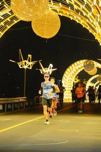 BIB: 774
                            <button type="button" onclick="openModal(23145350)" class="btn btn-primary btn-sm float-right btn-popup" data-toggle="modal" data-target=".modal-high-quality">
                        <i class="fas fa-shopping-cart"></i> Add to Cart
                    </button>
                                            <button type="button" onclick="isThisMe(23145350, true)" class="btn btn-success btn-sm float-right btn-popup btn-isme hidden" data-toggle="tooltip" data-placement="bottom" title="นี่คือรูปของคุณใช่ไหม คลิกที่นี่เพื่อเอาเข้าอัลบั้ม">
                        <i class="fas fa-plus"></i> Add to album
                    </button>
                    <button type="button" onclick="isThisMe(23145350, false)" class="btn btn-warning btn-sm float-right btn-popup btn-isnotme hidden">
                        <i class="fas fa-ban"></i> Remove from album
                    </button>