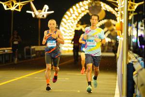 BIB: 0807, 00777
                            <button type="button" onclick="openModal(23116028)" class="btn btn-primary btn-sm float-right btn-popup" data-toggle="modal" data-target=".modal-high-quality">
                        <i class="fas fa-shopping-cart"></i> Add to Cart
                    </button>
                                            <button type="button" onclick="isThisMe(23116028, true)" class="btn btn-success btn-sm float-right btn-popup btn-isme hidden" data-toggle="tooltip" data-placement="bottom" title="นี่คือรูปของคุณใช่ไหม คลิกที่นี่เพื่อเอาเข้าอัลบั้ม">
                        <i class="fas fa-plus"></i> Add to album
                    </button>
                    <button type="button" onclick="isThisMe(23116028, false)" class="btn btn-warning btn-sm float-right btn-popup btn-isnotme hidden">
                        <i class="fas fa-ban"></i> Remove from album
                    </button>