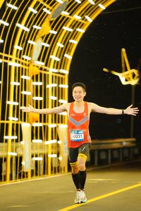 BIB: 40231
                            <button type="button" onclick="openModal(23121974)" class="btn btn-primary btn-sm float-right btn-popup" data-toggle="modal" data-target=".modal-high-quality">
                        <i class="fas fa-shopping-cart"></i> Add to Cart
                    </button>
                                            <button type="button" onclick="isThisMe(23121974, true)" class="btn btn-success btn-sm float-right btn-popup btn-isme hidden" data-toggle="tooltip" data-placement="bottom" title="นี่คือรูปของคุณใช่ไหม คลิกที่นี่เพื่อเอาเข้าอัลบั้ม">
                        <i class="fas fa-plus"></i> Add to album
                    </button>
                    <button type="button" onclick="isThisMe(23121974, false)" class="btn btn-warning btn-sm float-right btn-popup btn-isnotme hidden">
                        <i class="fas fa-ban"></i> Remove from album
                    </button>