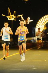 BIB: 40384, 43916
                            <button type="button" onclick="openModal(23185184)" class="btn btn-primary btn-sm float-right btn-popup" data-toggle="modal" data-target=".modal-high-quality">
                        <i class="fas fa-shopping-cart"></i> Add to Cart
                    </button>
                                            <button type="button" onclick="isThisMe(23185184, true)" class="btn btn-success btn-sm float-right btn-popup btn-isme hidden" data-toggle="tooltip" data-placement="bottom" title="นี่คือรูปของคุณใช่ไหม คลิกที่นี่เพื่อเอาเข้าอัลบั้ม">
                        <i class="fas fa-plus"></i> Add to album
                    </button>
                    <button type="button" onclick="isThisMe(23185184, false)" class="btn btn-warning btn-sm float-right btn-popup btn-isnotme hidden">
                        <i class="fas fa-ban"></i> Remove from album
                    </button>